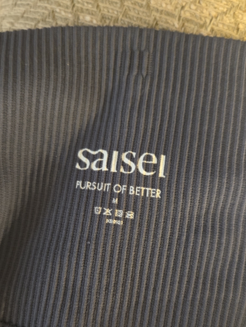 Saisei Ribbed Capri Leggings Seamless Charcoal Gray Size M Active Yoga - Picture 5 of 6